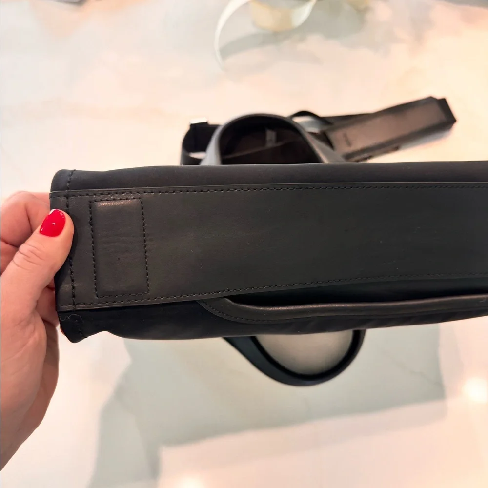 Tumi Slim Harrison Bradford Laptop Brief - Picture 7 of 9